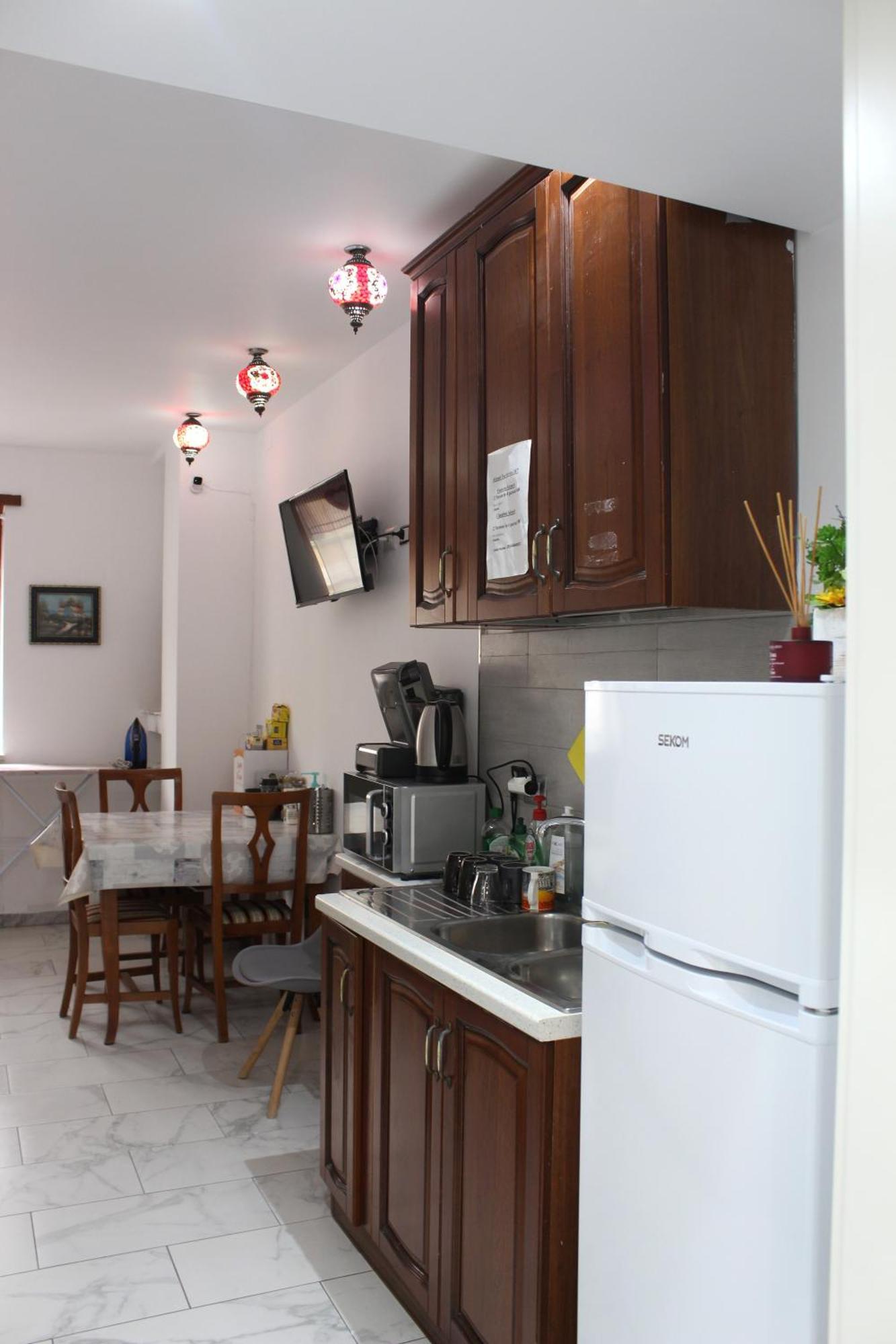 Santa Maria Accommodation Рим Екстериор снимка